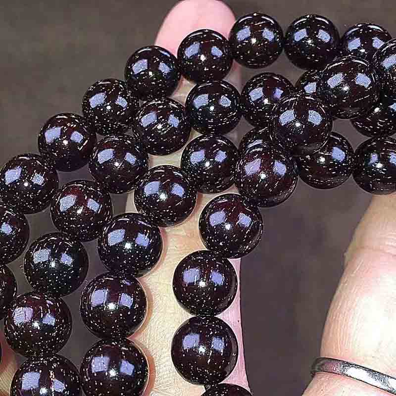 108 Rosary Beads Of Indian Pterocarpus Santalinus With Glassy Species