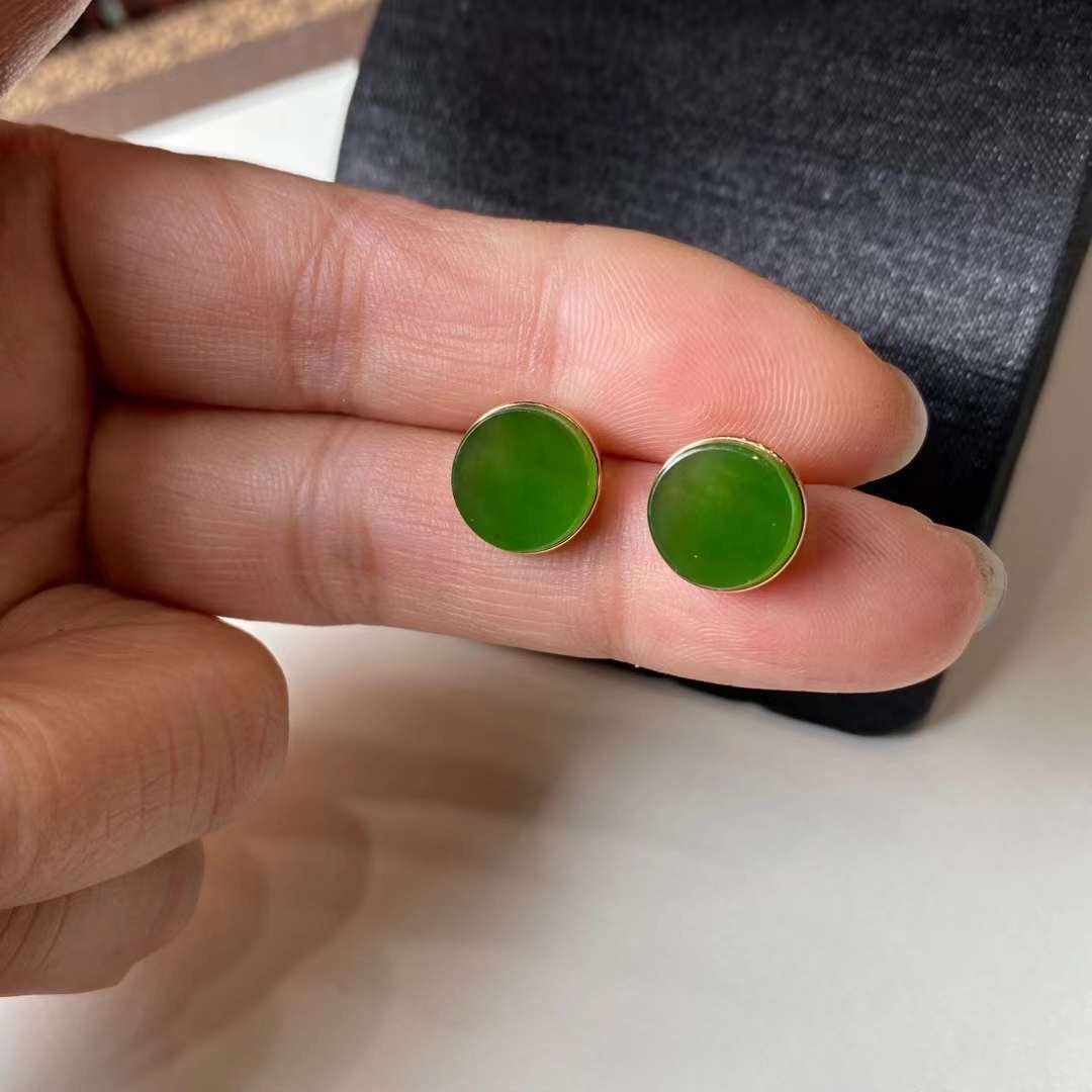 18k Gold Inlaid Apple Green Perfect Peace Stud Earrings