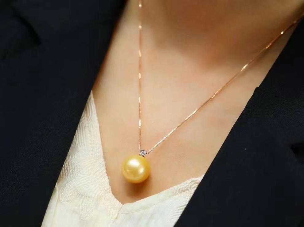 Extra Large Philippine Natural Gold Pearl Bead Pendant