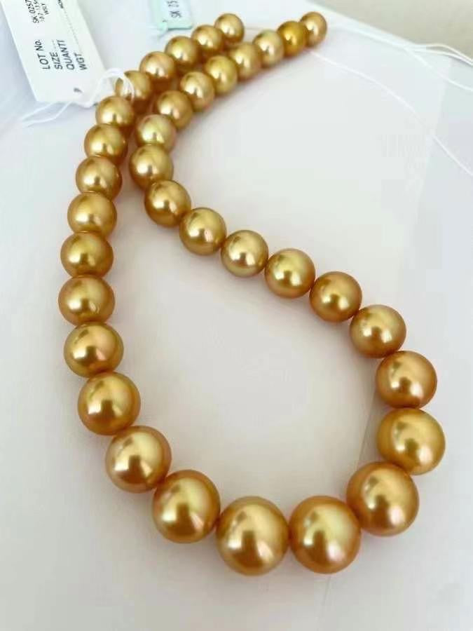 Top Quality Collector's Grade Philippine Gold Pearl Necklace