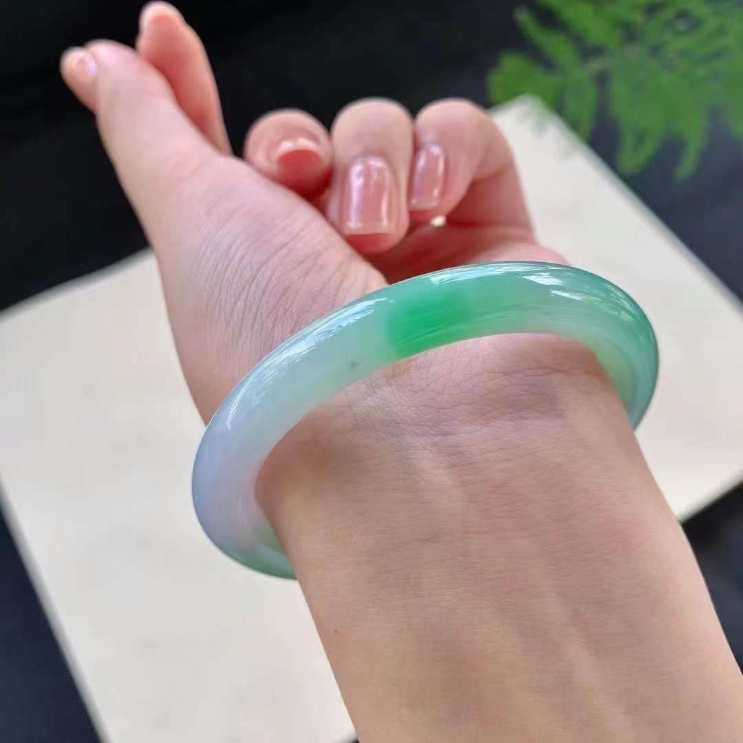 Ice Species Jadeite Green Round Bracelet