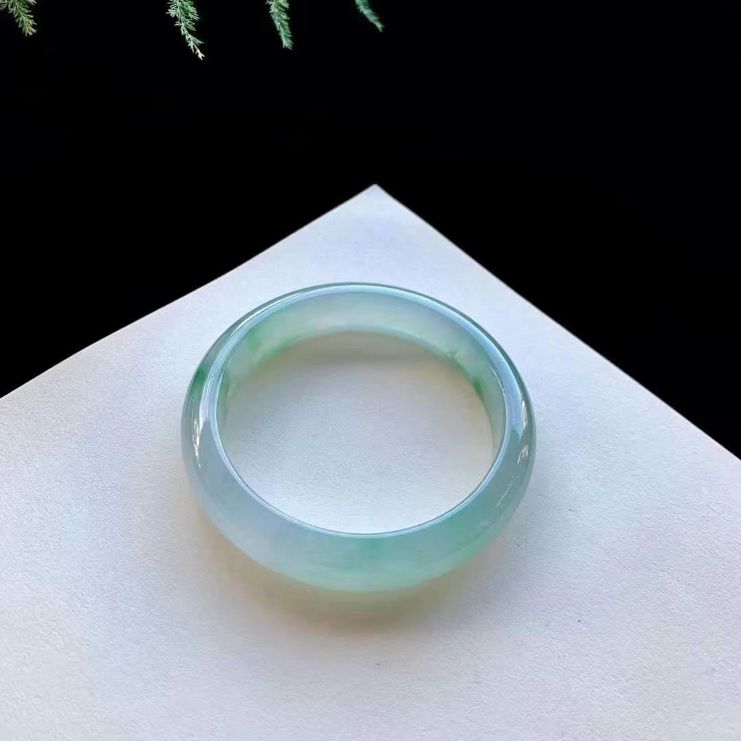 Natural Jadeite Floating Bracelet